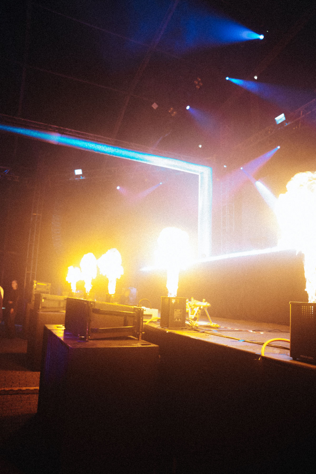 Loading... just a sec